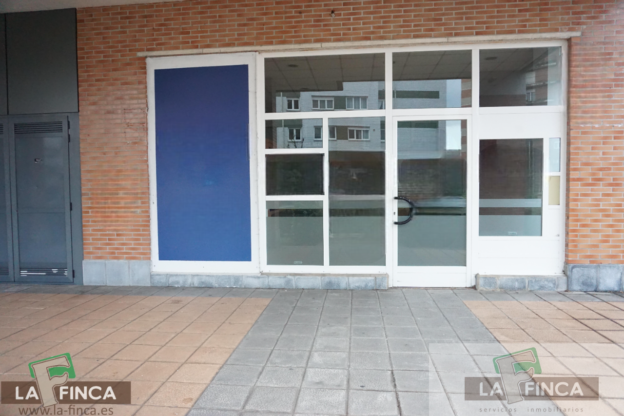 venta de Local en Oviedo / Asturias (Ref 403-25)