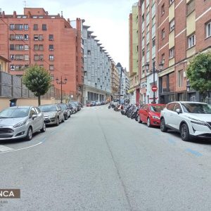 alquiler de Garaje en Oviedo / Asturias (Ref 136-25)