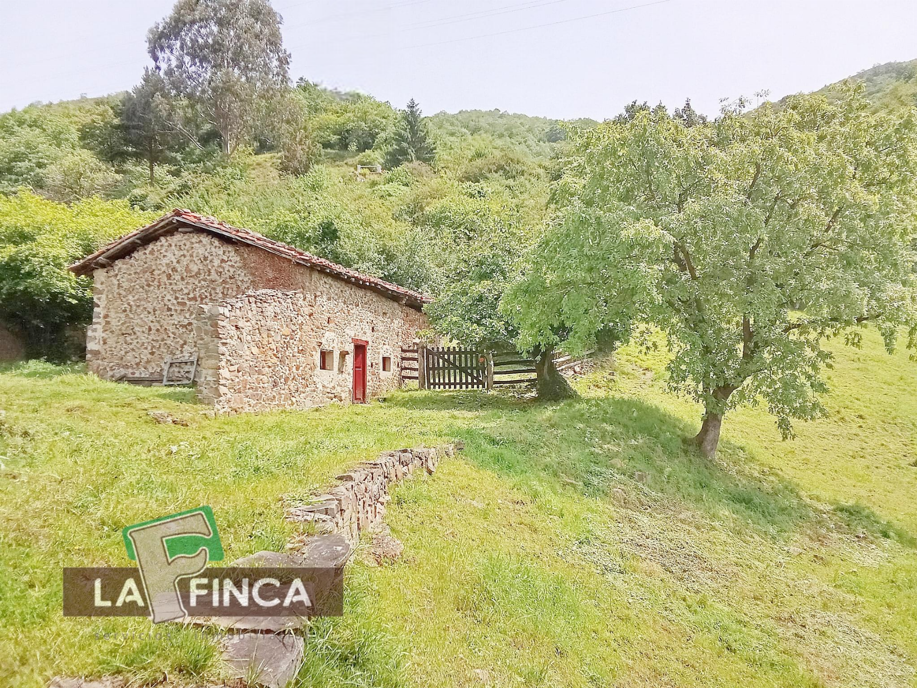 venta de Terreno en Lena / Asturias (Ref 837-26)