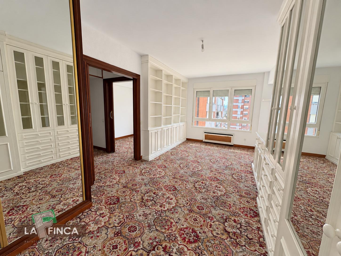 venta de Piso en Oviedo / Asturias (Ref 940-26)