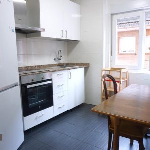 alquiler de Piso en Oviedo / Asturias (Ref 957-26)